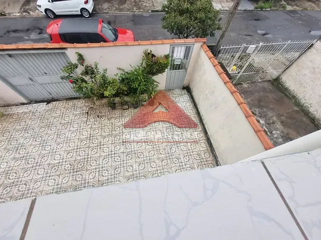 Casa com 250m² 5 quartos e 3 banheiros, à venda, no bairro Conjunto Residencial Galo Branco em São José dos Campos