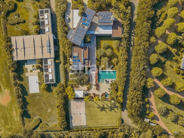 Casa com 4700m² 6 quartos e 9 banheiros, à venda ou para alugar, no bairro Condomínio Fazenda Boa Vista em Porto Feliz