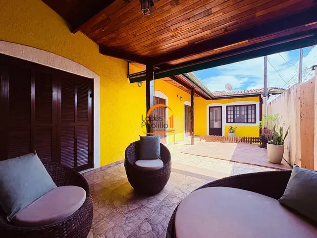 Casa com 175m² 2 quartos e 3 banheiros, à venda, no bairro Jardim Colonial em Atibaia