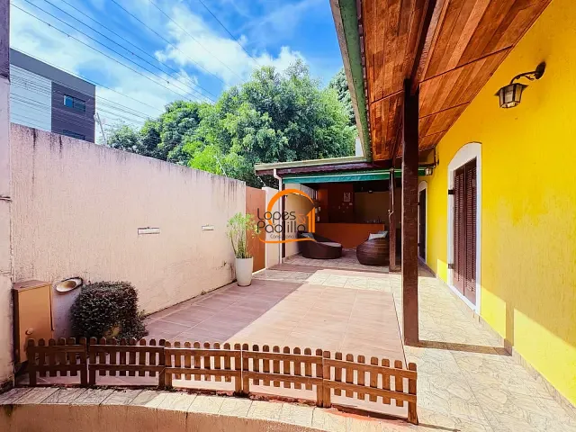 Casa com 175m² 2 quartos e 3 banheiros, à venda, no bairro Jardim Colonial em Atibaia