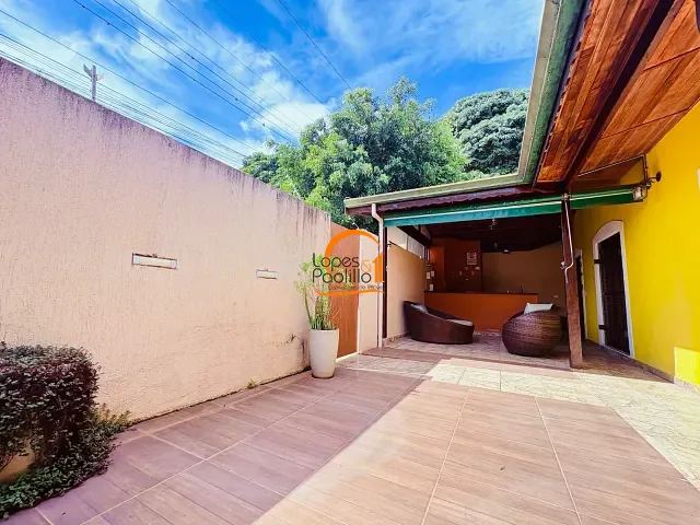 Casa com 175m² 2 quartos e 3 banheiros, à venda, no bairro Jardim Colonial em Atibaia