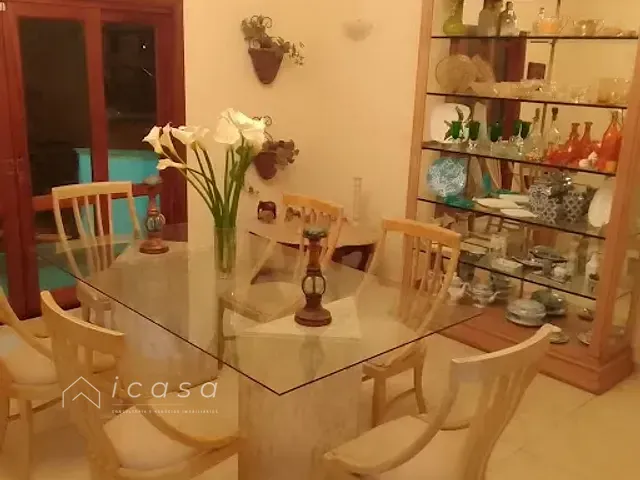 Casa com 554m² 4 quartos e 5 banheiros, à venda, no bairro Residencial Santa Helena em Caçapava