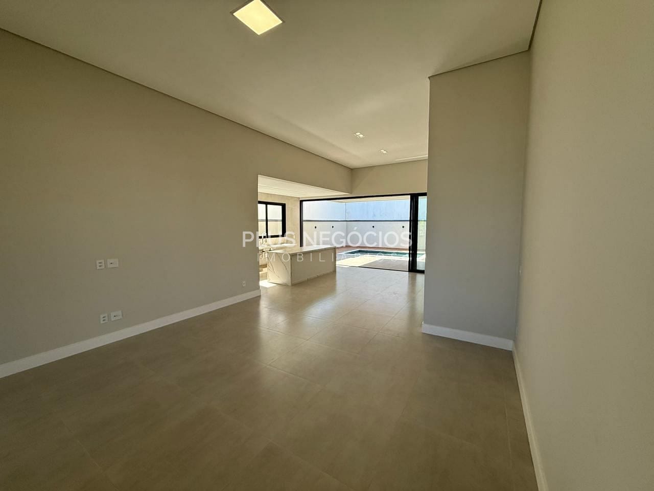 Casa à venda com 3 quartos, 261m² - Foto 7