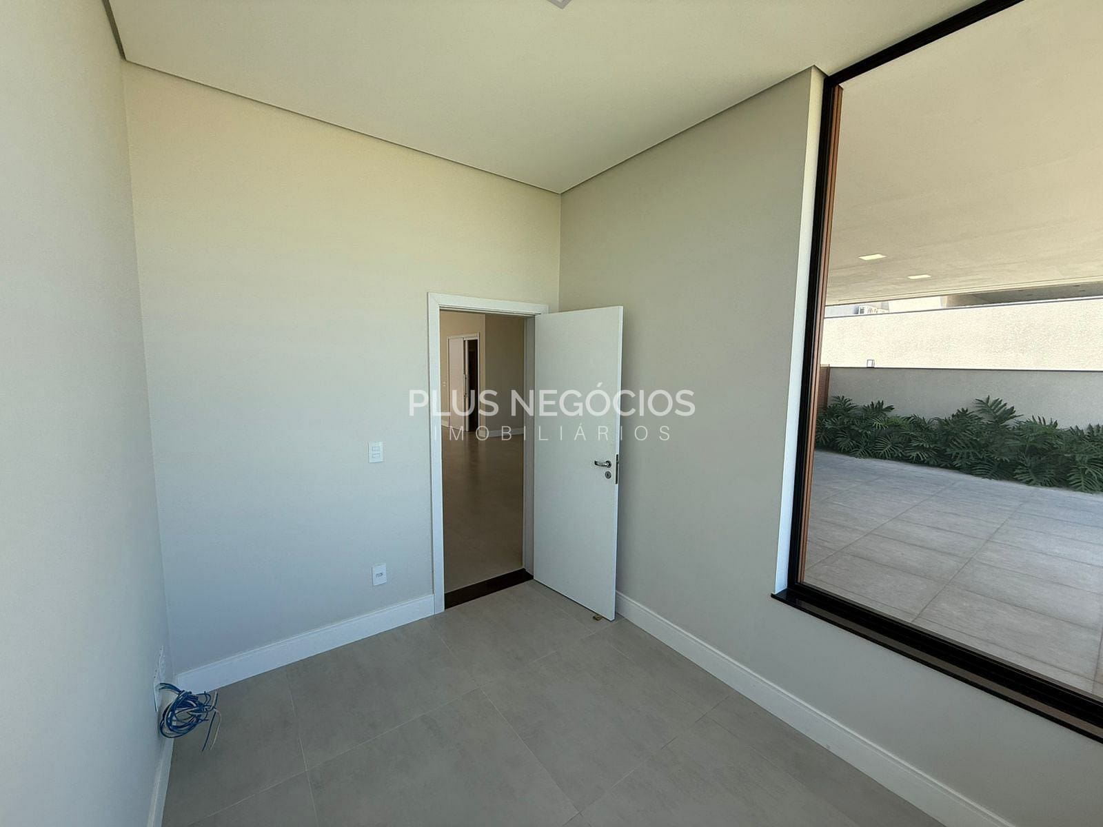 Casa à venda com 3 quartos, 261m² - Foto 22