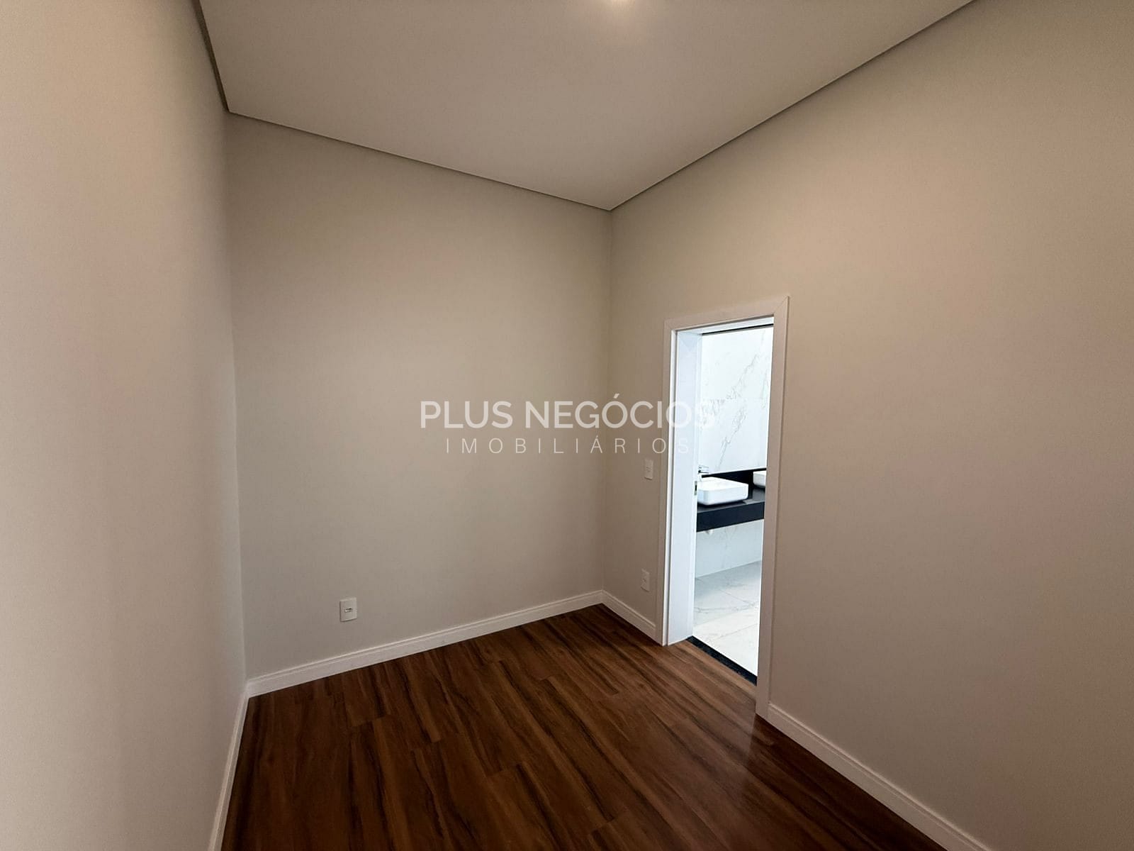 Casa à venda com 3 quartos, 261m² - Foto 32
