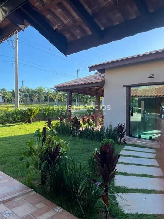 Casa, 3 quartos, 242 m² - Foto 1