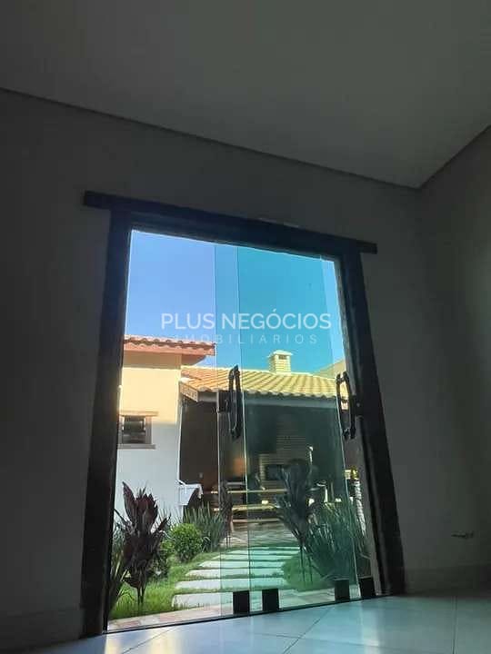 Casa, 3 quartos, 242 m² - Foto 5