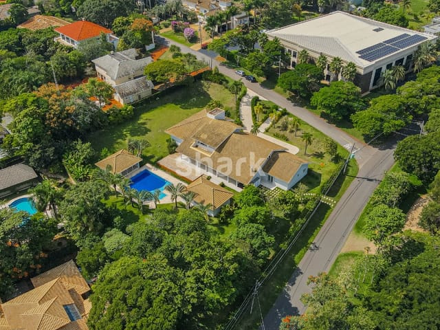 Casa com 4200m² 6 quartos e 8 banheiros, à venda ou para alugar, no bairro Condomínio Terras de São José em Itu