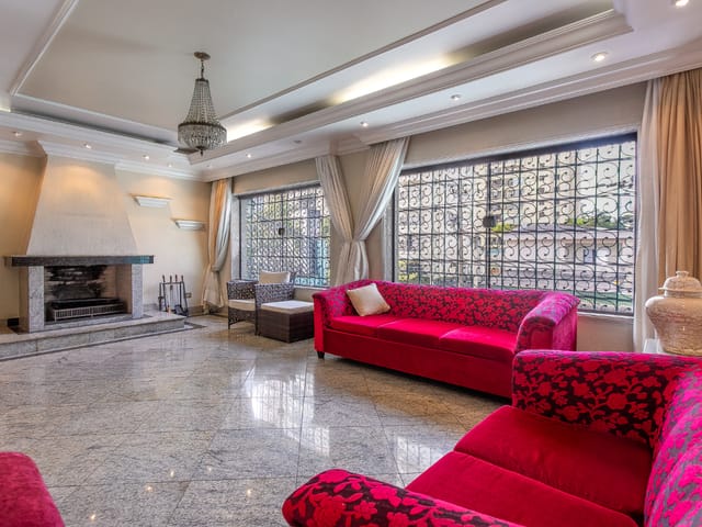 Foto do Casa - Casa para venda em Jardim Brasil (Zona Sul) com 4 quartos, sendo 2 suítes , 360m² | Lares e Andares Imóveis