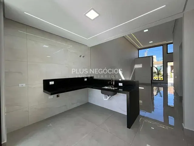 Casa com 250m² 3 quartos e 4 banheiros, à venda, no bairro Jardim Residencial Campos do Conde em Sorocaba