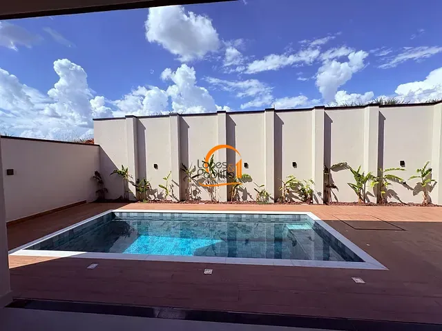 Casa com 360m² 3 quartos e 3 banheiros, à venda, no bairro Cachoeira em Atibaia