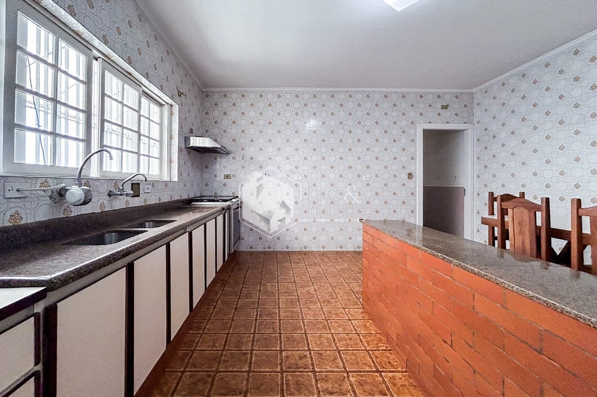 Casa à venda com 4 quartos, 214m² - Foto 26