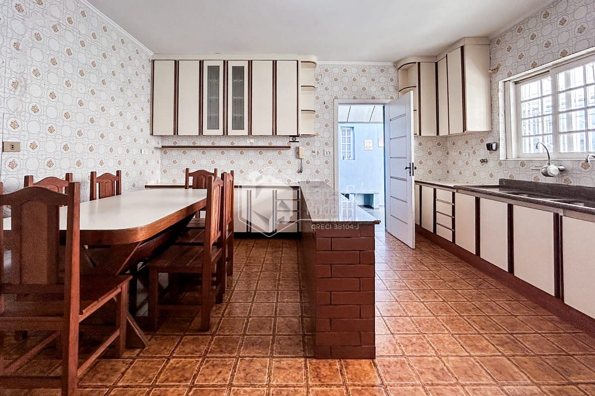 Casa à venda com 4 quartos, 214m² - Foto 25