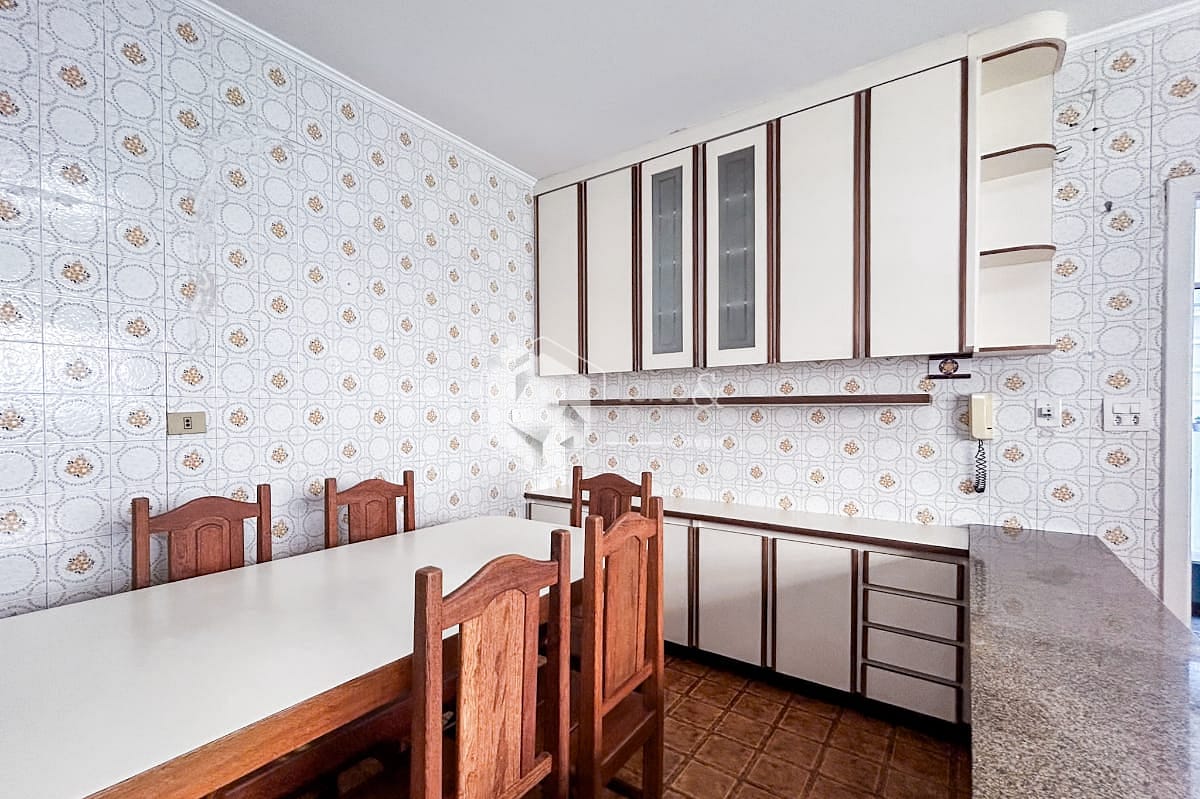 Casa à venda com 4 quartos, 214m² - Foto 29
