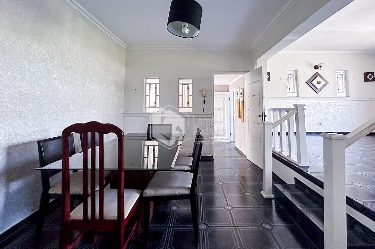 Casa à venda com 4 quartos, 214m² - Foto 11