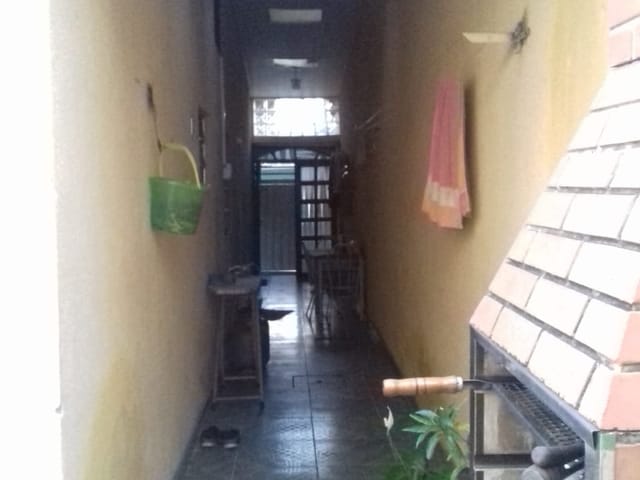 Casa com 250m² 5 quartos e 3 banheiros, à venda, no bairro Residencial Pasin em Pindamonhangaba