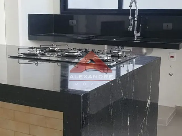 Casa com 360m² 3 quartos e 3 banheiros, à venda, no bairro Piedade em Caçapava