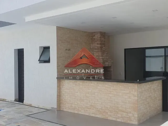 Casa com 360m² 3 quartos e 3 banheiros, à venda, no bairro Piedade em Caçapava