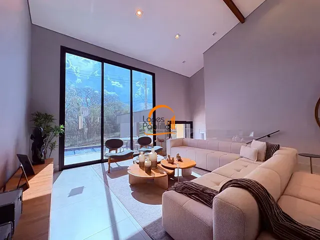 Casa com 385m² 3 quartos e 3 banheiros, à venda, no bairro Cachoeira em Atibaia