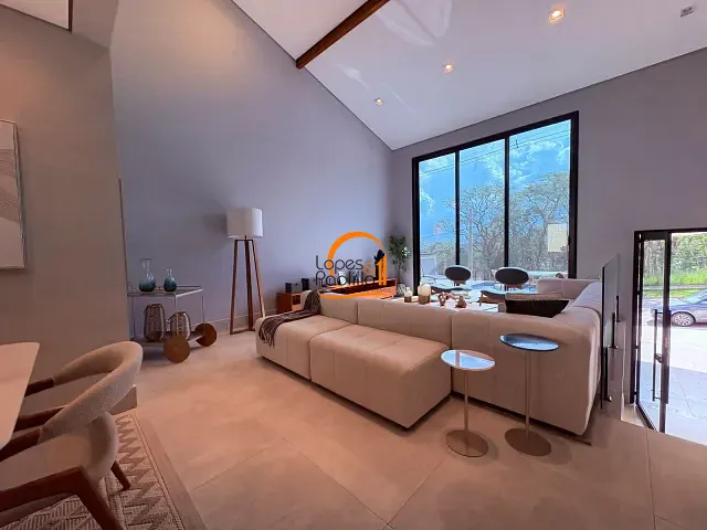 Casa com 385m² 3 quartos e 3 banheiros, à venda, no bairro Cachoeira em Atibaia