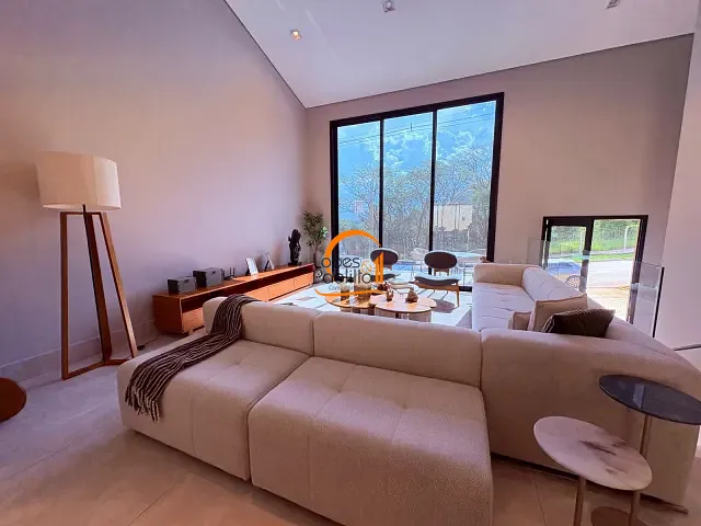 Casa com 385m² 3 quartos e 3 banheiros, à venda, no bairro Cachoeira em Atibaia