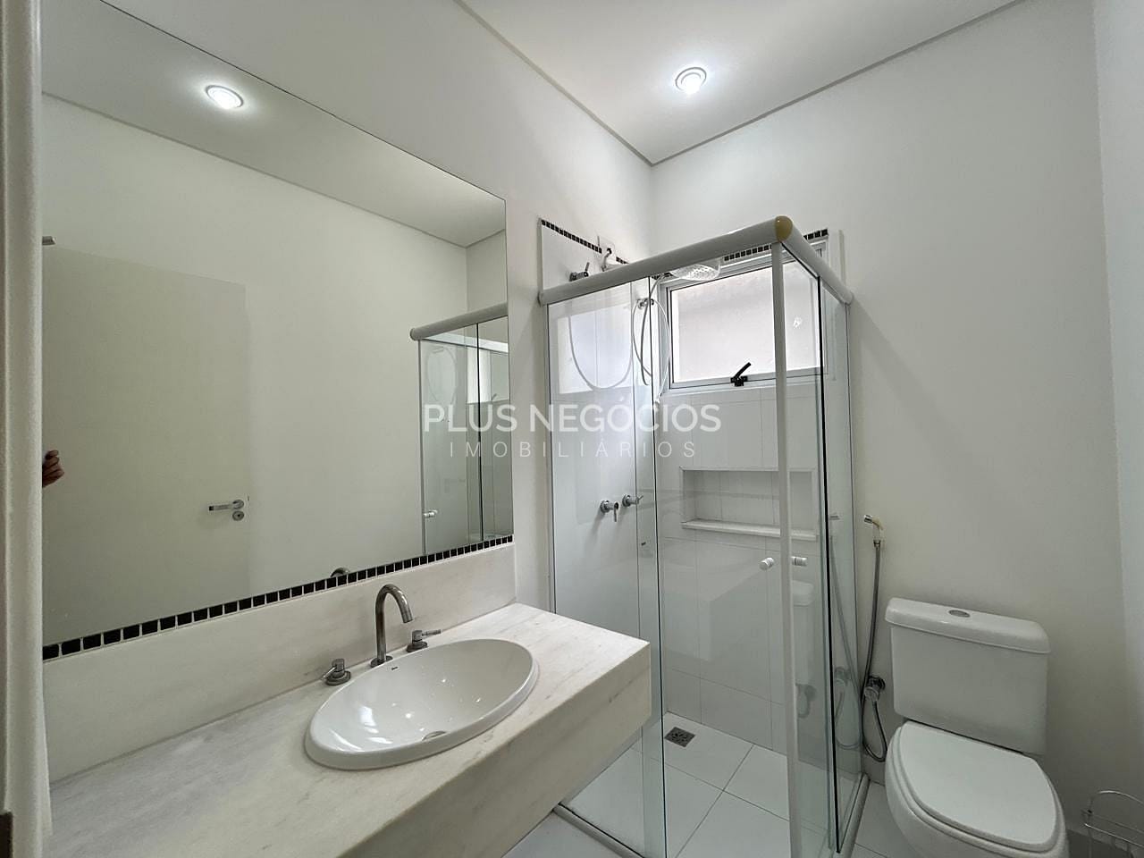 Casa para alugar com 3 quartos, 320m² - Foto 7