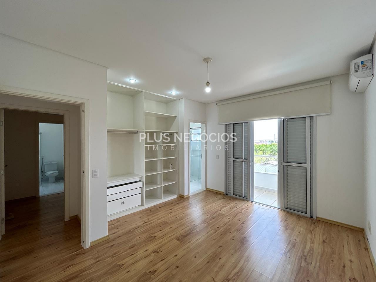 Casa para alugar com 3 quartos, 320m² - Foto 11