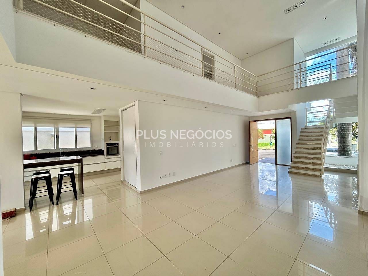 Casa para alugar com 3 quartos, 320m² - Foto 27