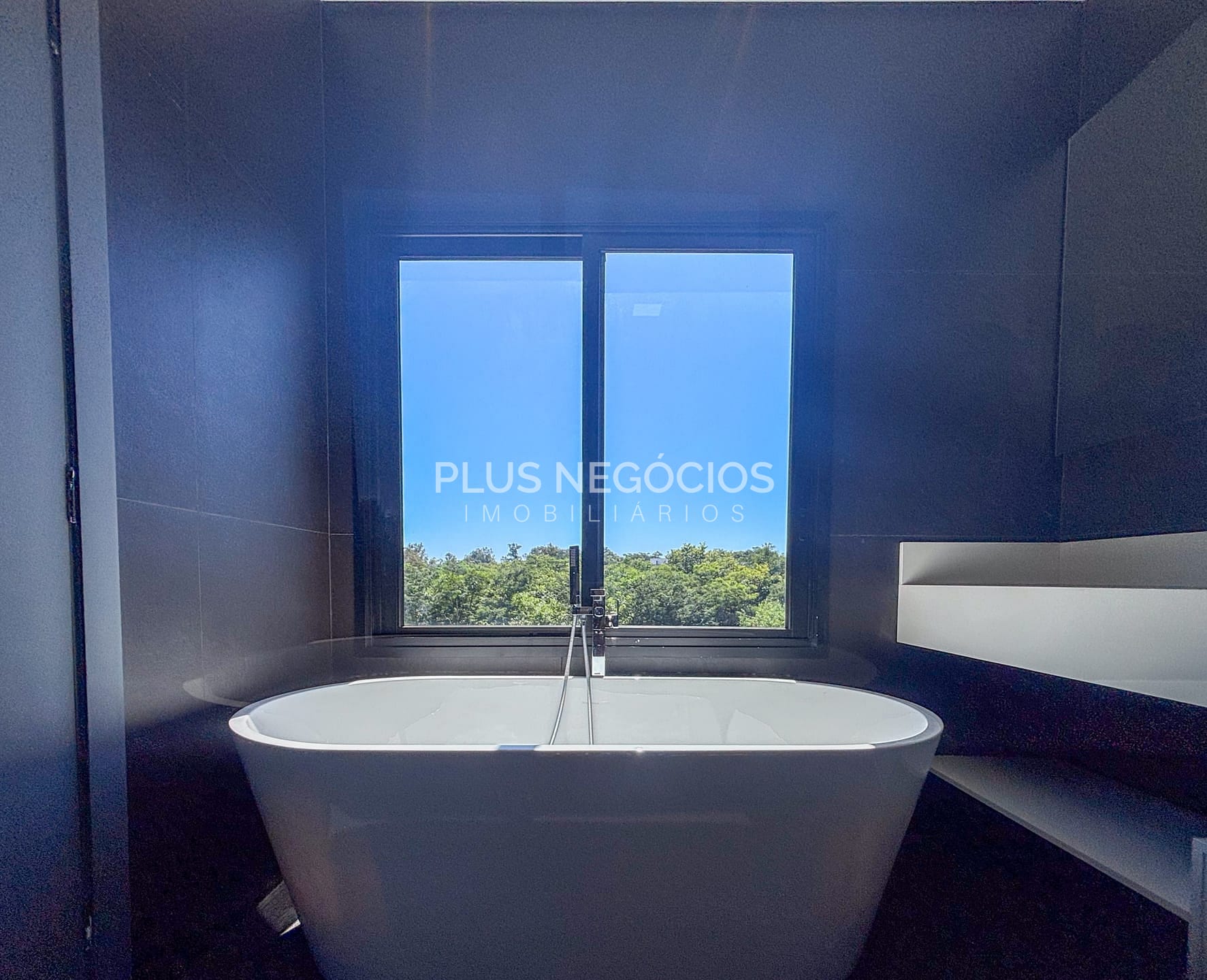 Casa à venda com 4 quartos, 355m² - Foto 5