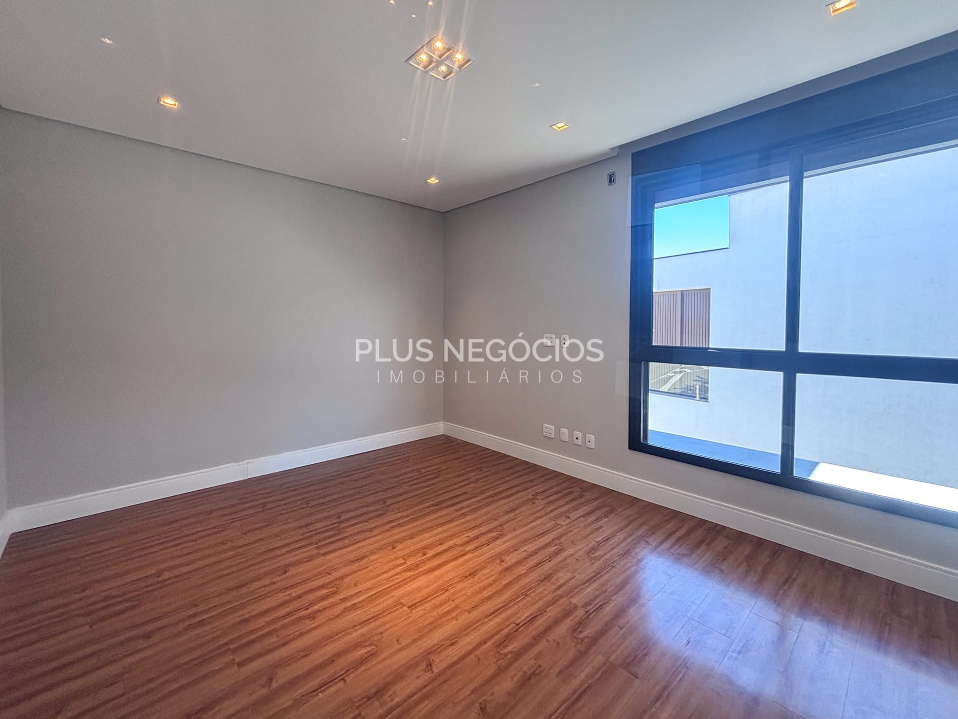 Casa à venda com 4 quartos, 355m² - Foto 13