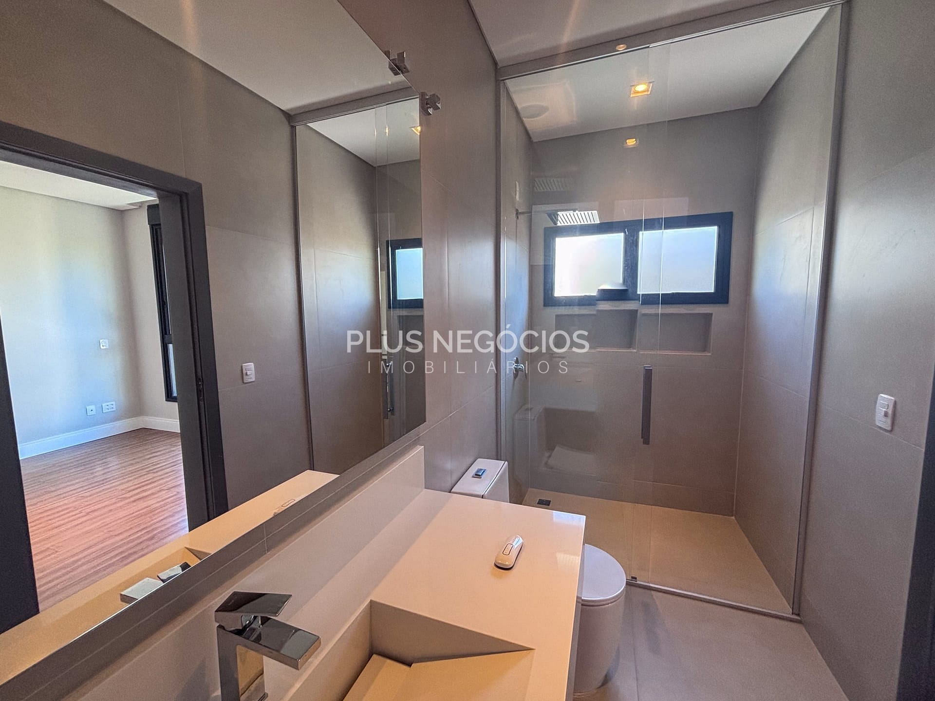 Casa à venda com 4 quartos, 355m² - Foto 17