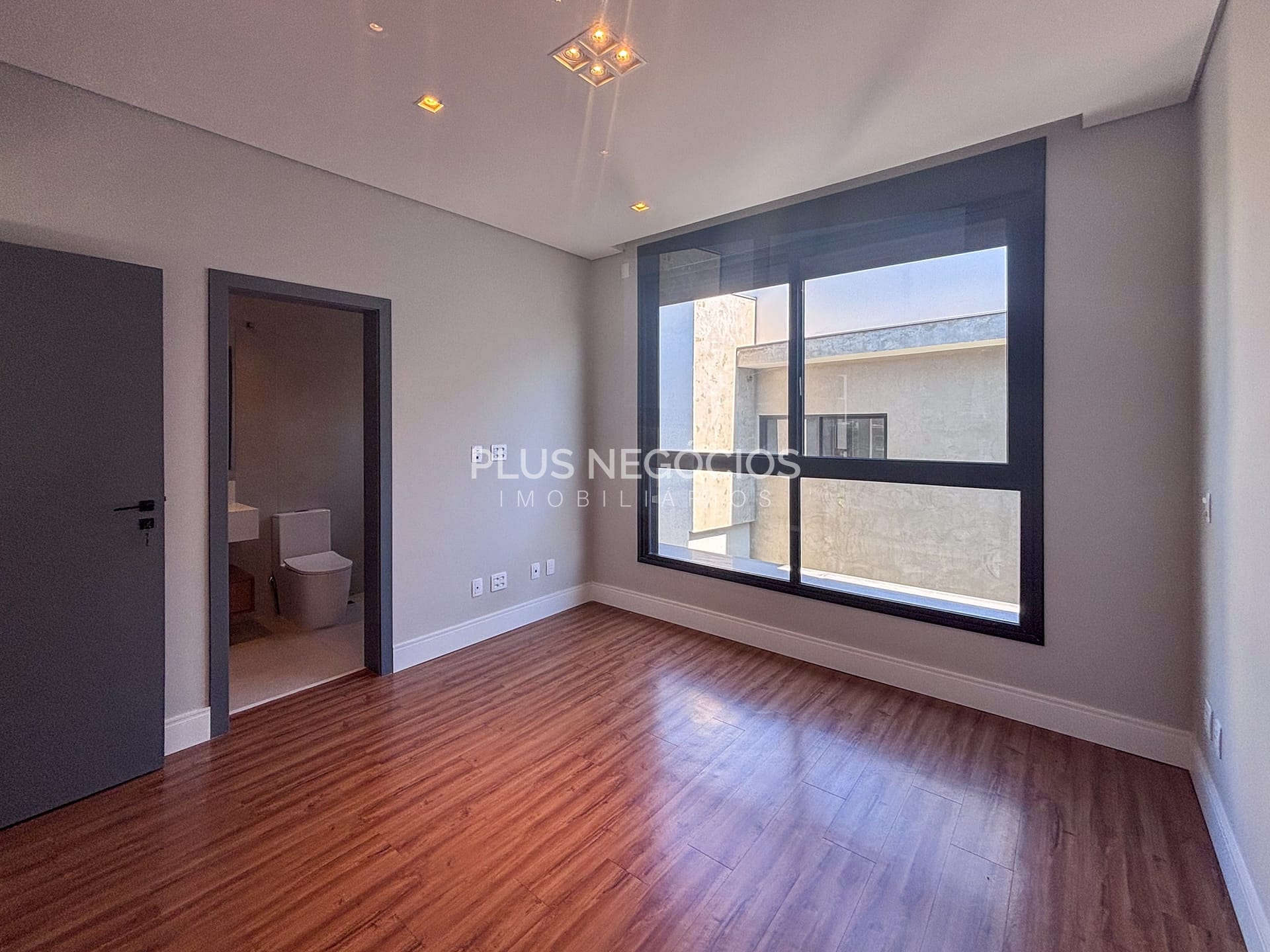 Casa à venda com 4 quartos, 355m² - Foto 20