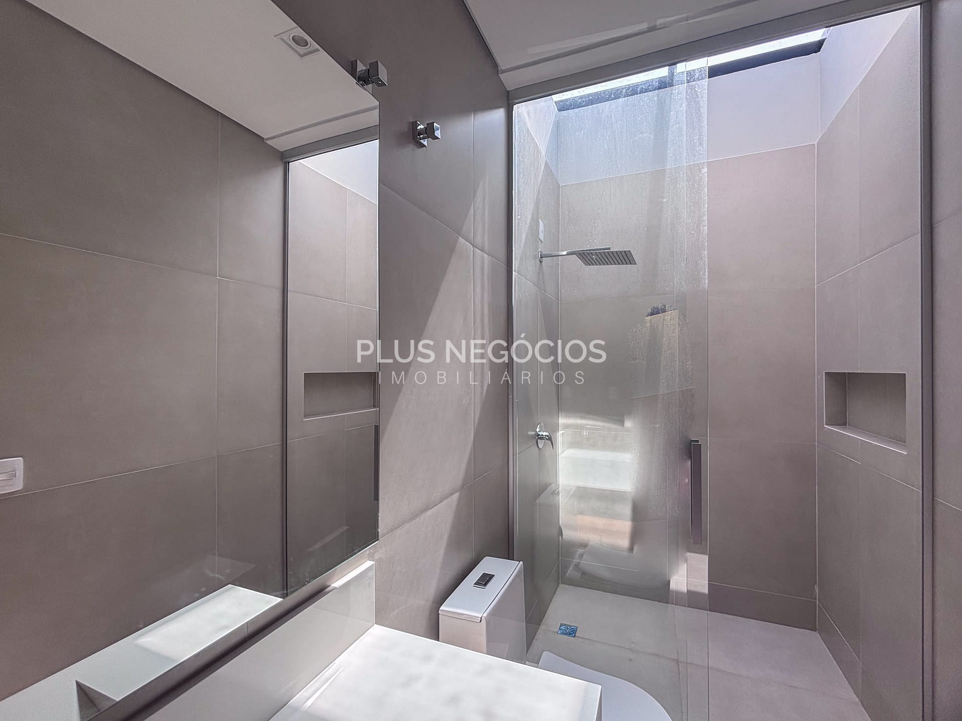 Casa à venda com 4 quartos, 355m² - Foto 25