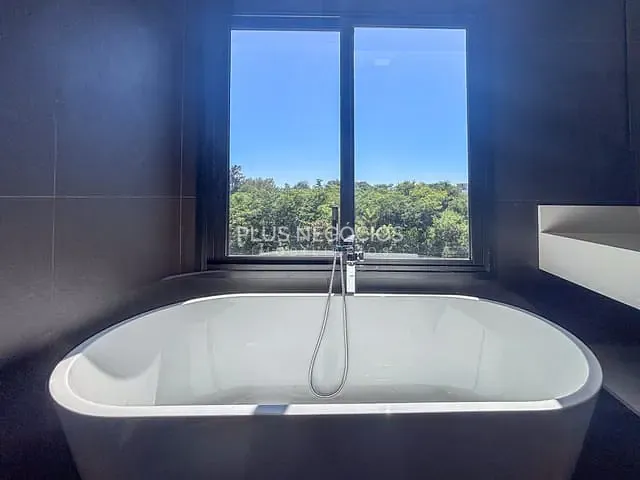 Casa com 456m² 4 quartos e 6 banheiros, à venda, no bairro Alphaville Nova Esplanada em Votorantim