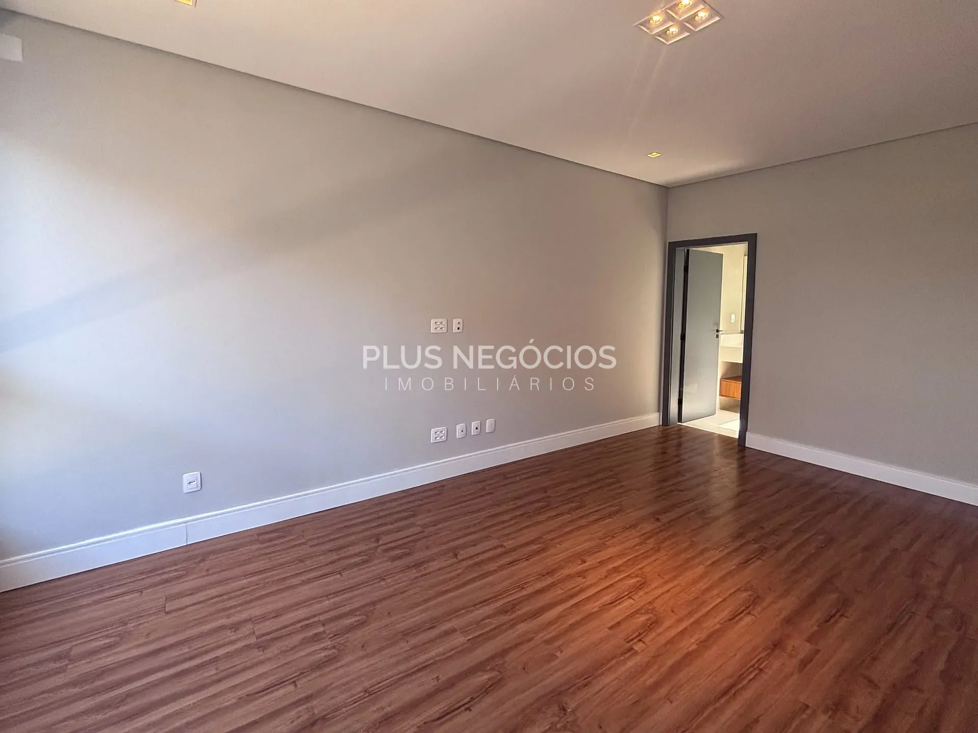 Casa, 4 quartos, 355 m² - Foto 23