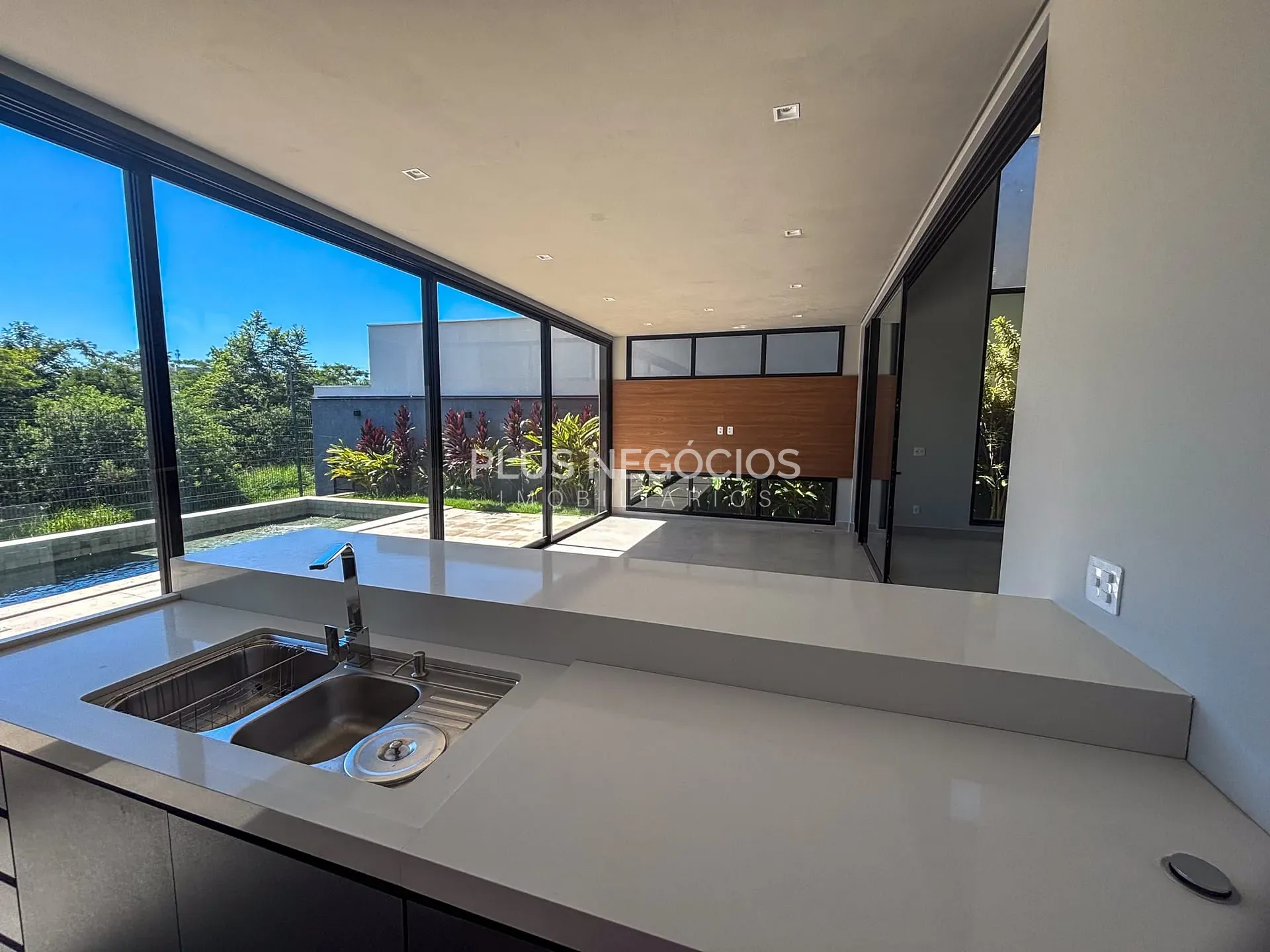 Casa, 4 quartos, 355 m² - Foto 32