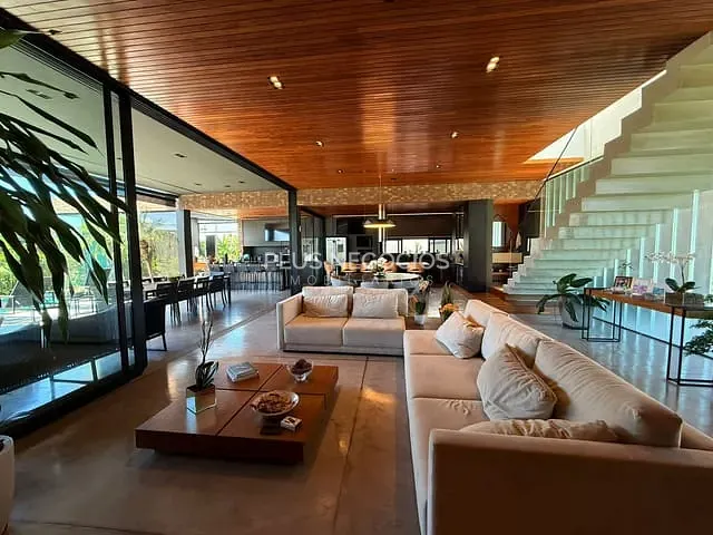 Casa com 550m² 4 quartos e 6 banheiros, à venda, no bairro Alphaville Nova Esplanada em Votorantim