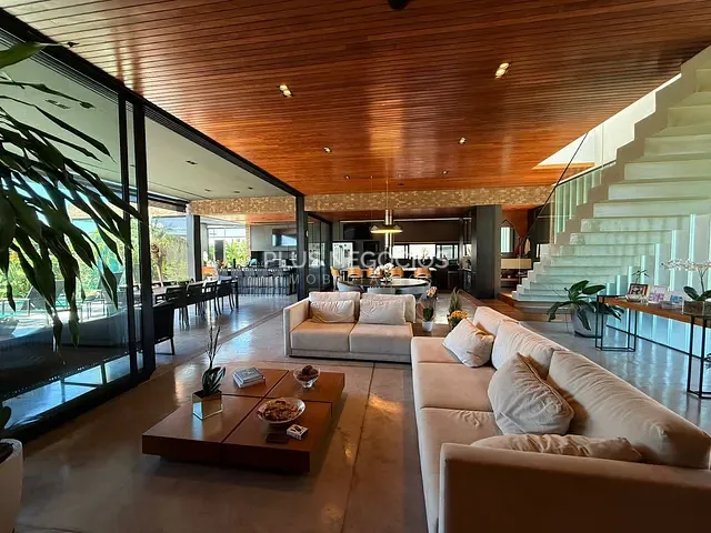 Casa com 550m² 4 quartos e 6 banheiros, à venda, no bairro Alphaville Nova Esplanada em Votorantim