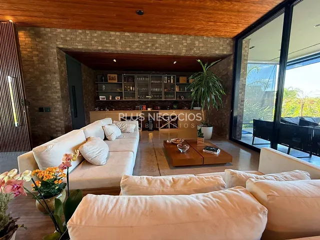 Casa com 550m² 4 quartos e 6 banheiros, à venda, no bairro Alphaville Nova Esplanada em Votorantim