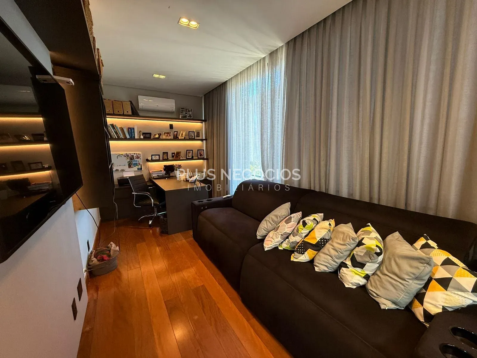 Casa, 4 quartos, 389 m² - Foto 33