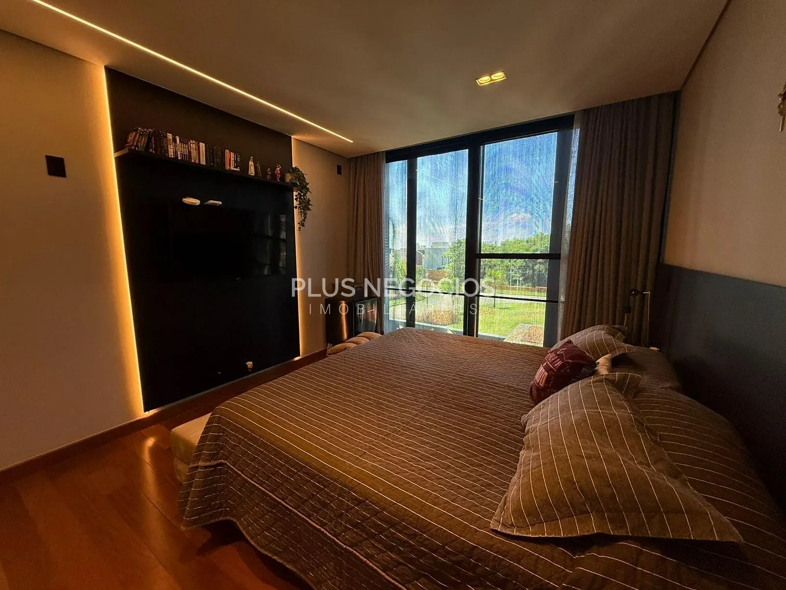 Casa, 4 quartos, 389 m² - Foto 46