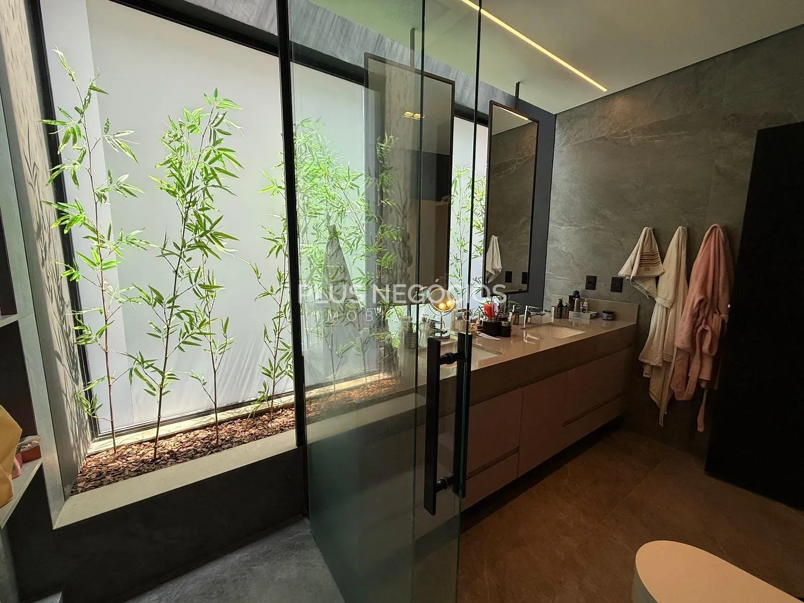 Casa, 4 quartos, 389 m² - Foto 54