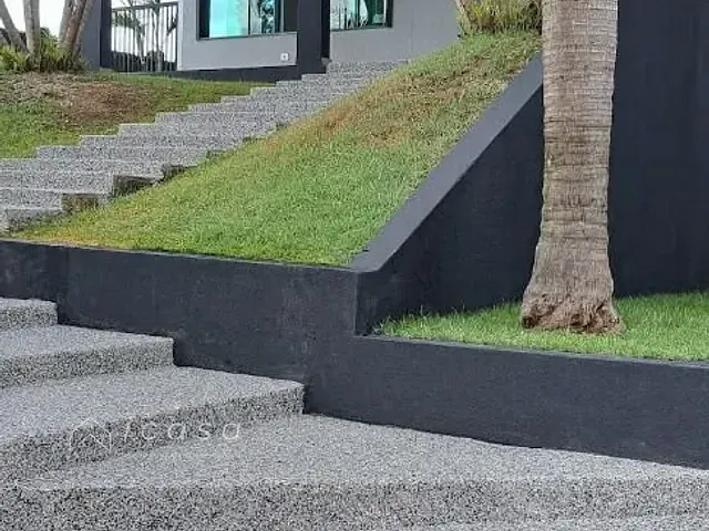 Casa com 950m² 4 quartos e 4 banheiros, à venda, no bairro Urbanova em São José dos Campos