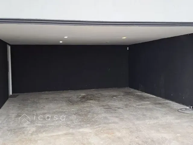 Casa com 950m² 4 quartos e 4 banheiros, à venda, no bairro Urbanova em São José dos Campos