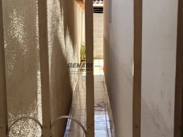 Casa com 250m² 2 quartos e 1 banheiro, à venda, no bairro Jardim Santa Cruz em Indaiatuba