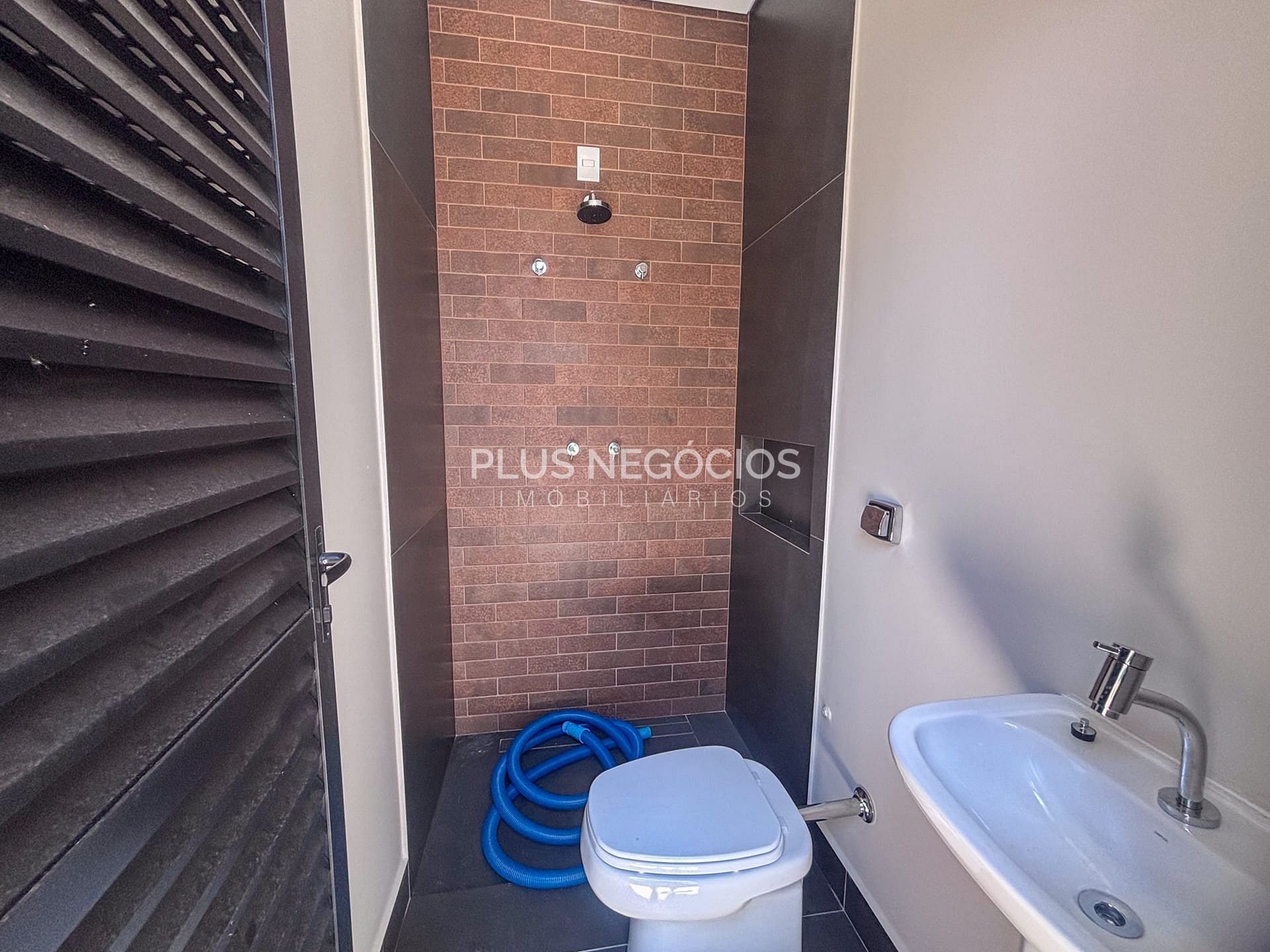 Casa à venda com 3 quartos, 180m² - Foto 30