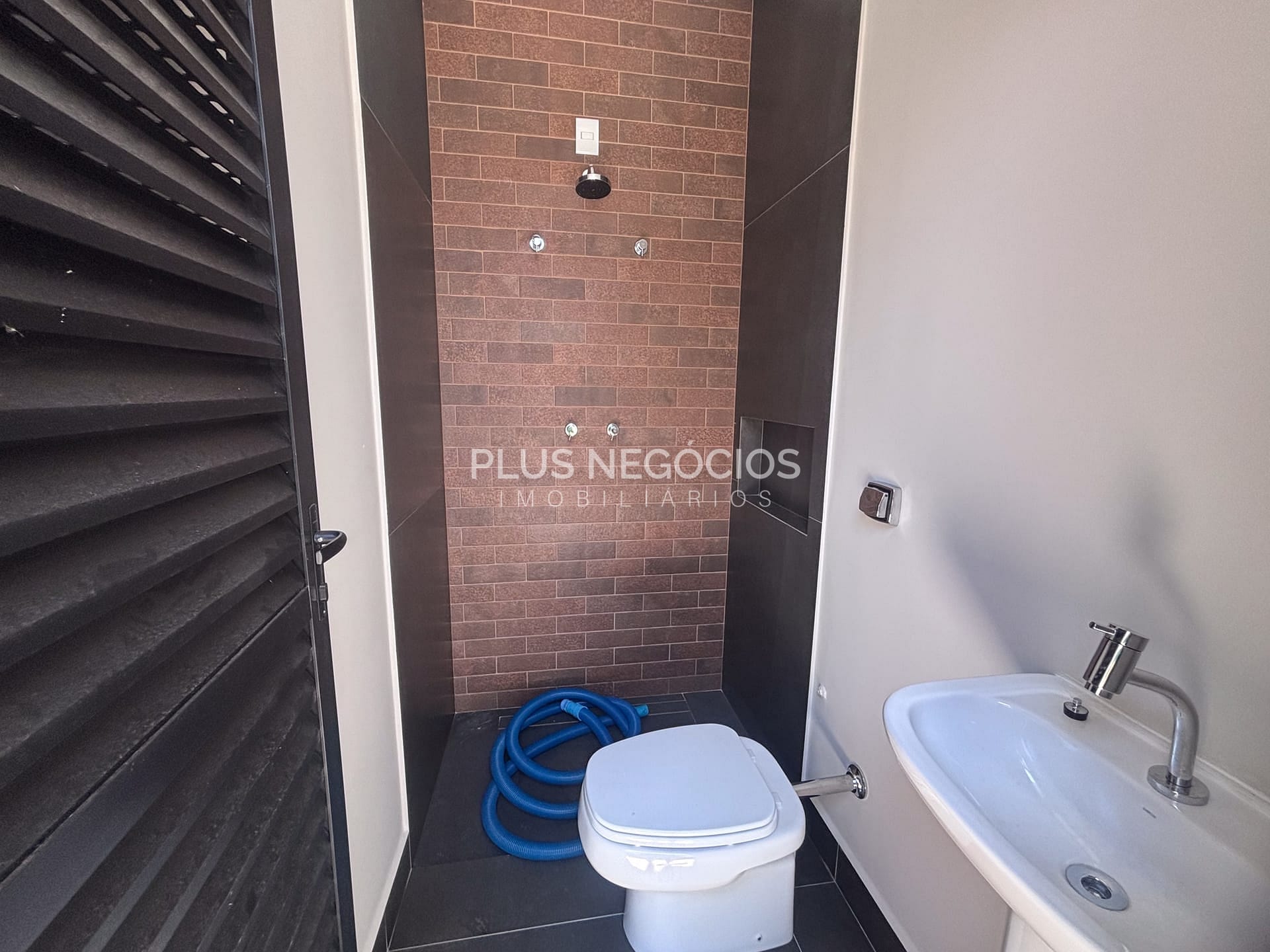 Casa à venda com 3 quartos, 180m² - Foto 31