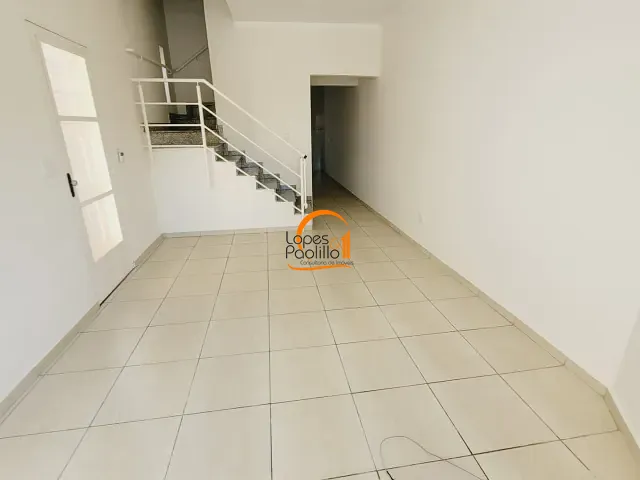 Casa 2 quartos e 2 banheiros, para alugar, no bairro Alvinópolis em Atibaia