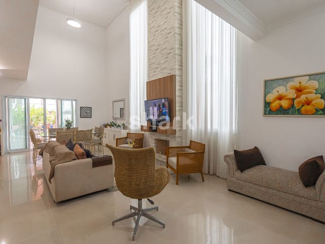 Casa com 430m² 3 quartos e 5 banheiros, à venda, no bairro Colinas da Anhangüera em Santana de Parnaíba