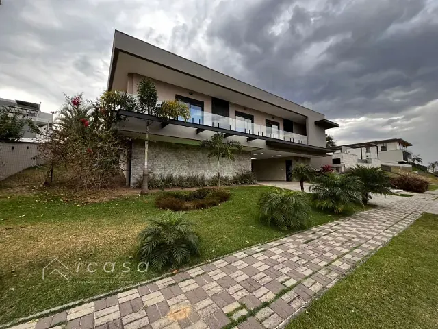 Casa com 1212m² 4 quartos e 7 banheiros, à venda ou para alugar, no bairro Condomínio Reserva do Paratehy em São José dos Campos